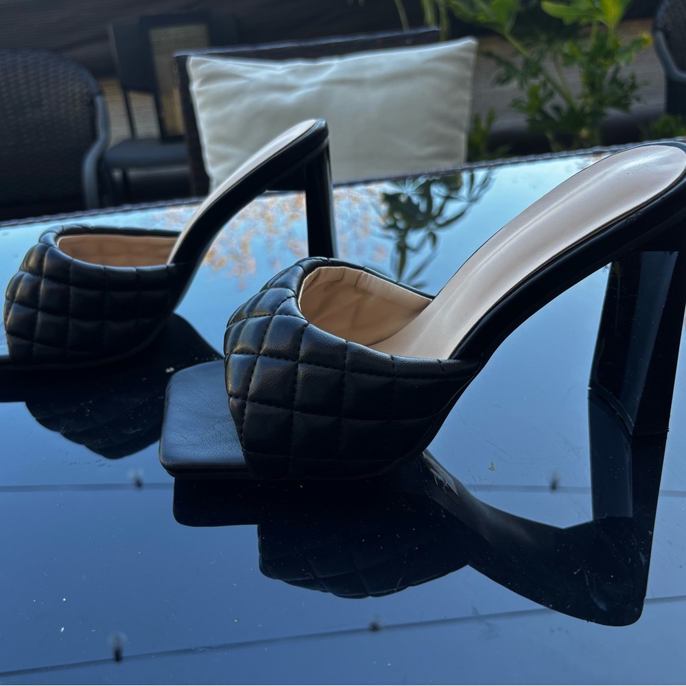 Black Square-Toe Chunky Heels, Punk / Y2K vibe, Size 9 - Picture 2 of 5